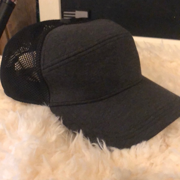 lululemon trucker hat